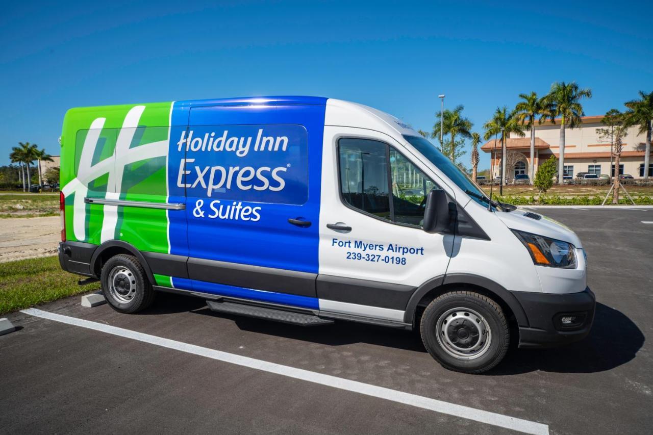 Holiday Inn Express & Suites - Fort Myers Airport By Ihg Экстерьер фото