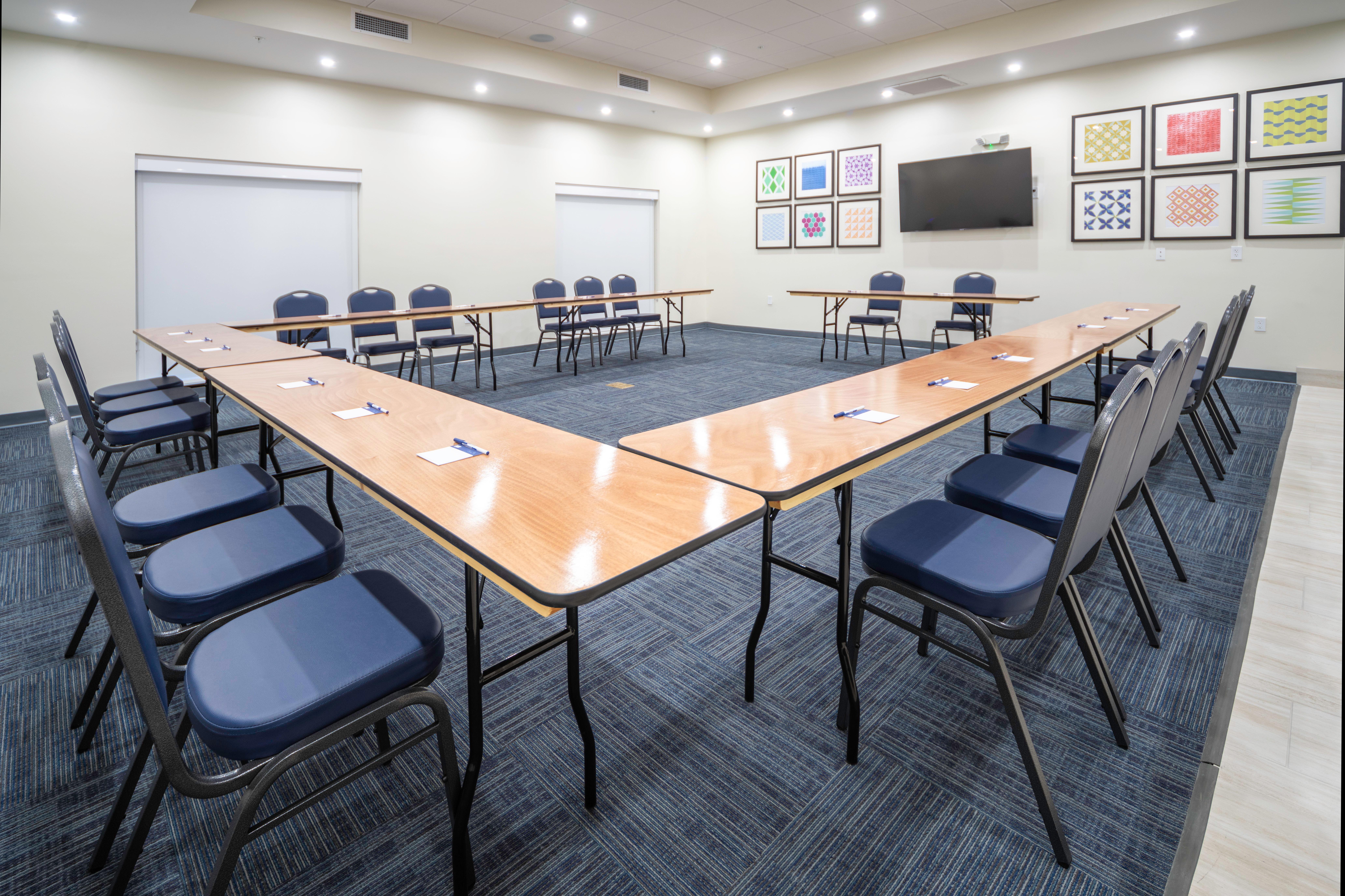 Holiday Inn Express & Suites - Fort Myers Airport By Ihg Экстерьер фото