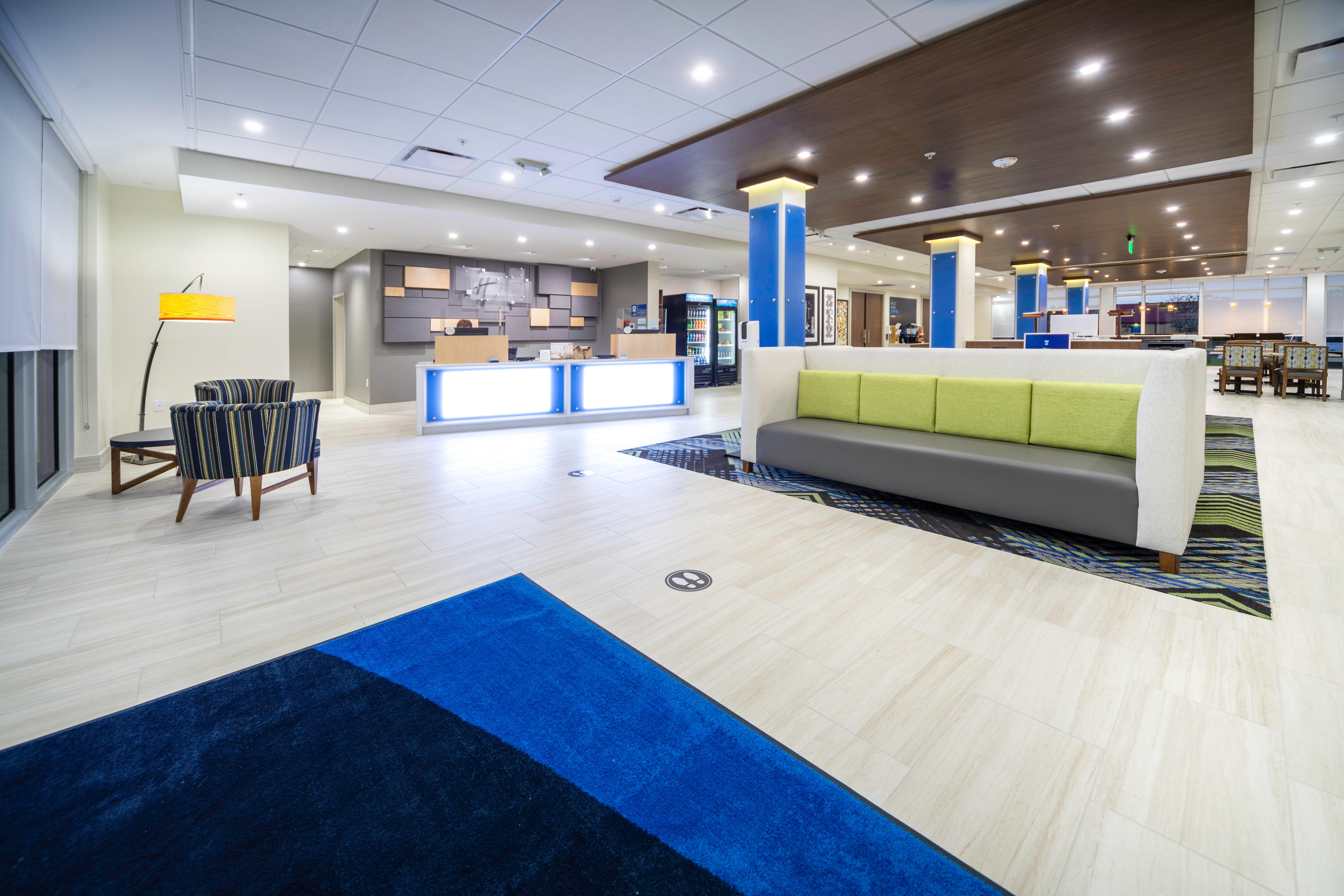Holiday Inn Express & Suites - Fort Myers Airport By Ihg Экстерьер фото